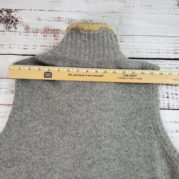 Eddie Bauer Sweater Vest Women XL Gray Faux Fur Trim Zip Wool Alpaca Blend Cabin - Picture 11 of 14